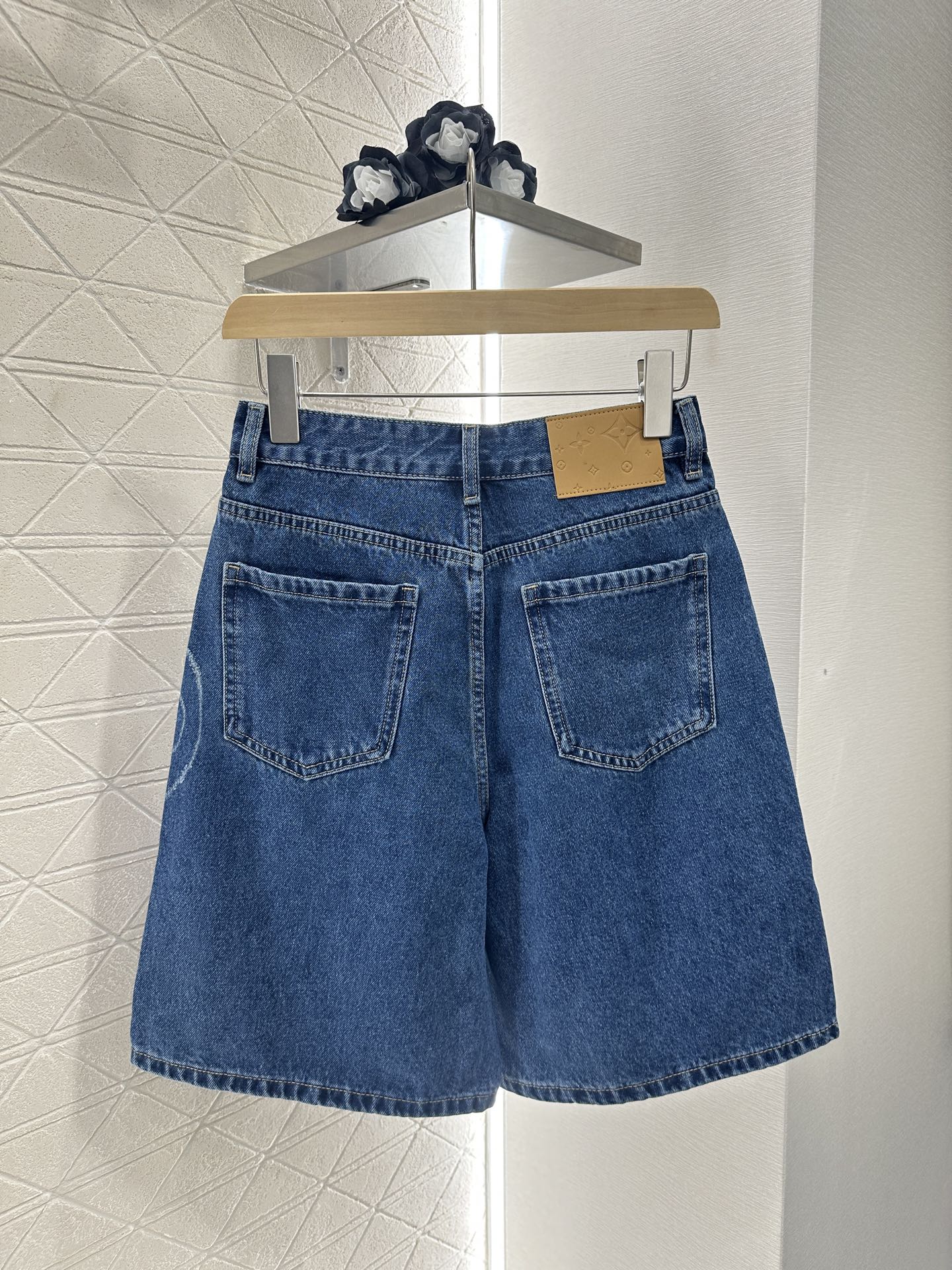 L New arrival Denim shorts