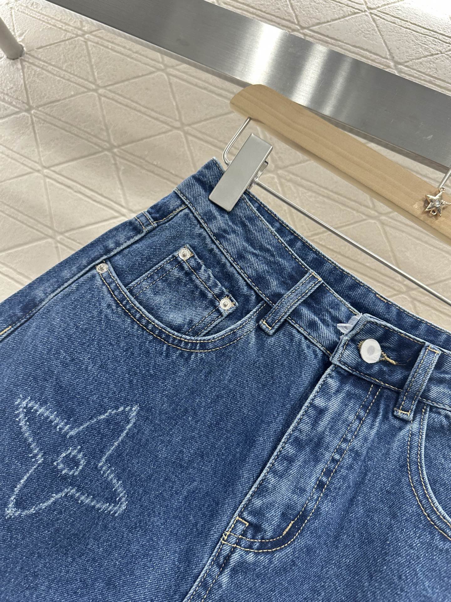 L New arrival Denim shorts