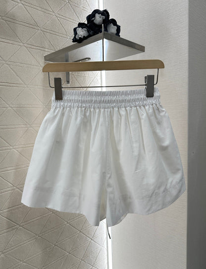 C New arrival Embroidered shorts