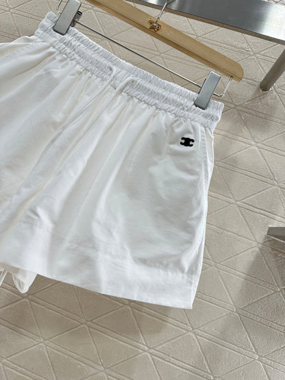 C New arrival Embroidered shorts