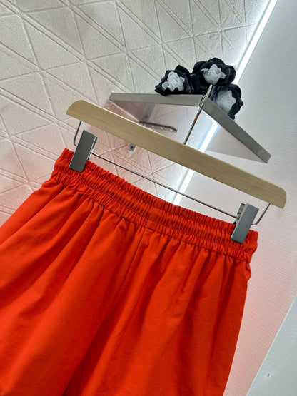C New arrival Embroidered shorts
