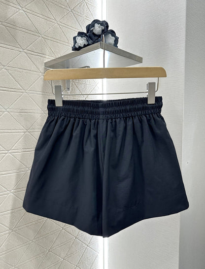 C New arrival Embroidered shorts