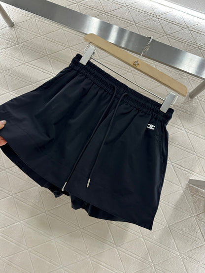 C New arrival Embroidered shorts