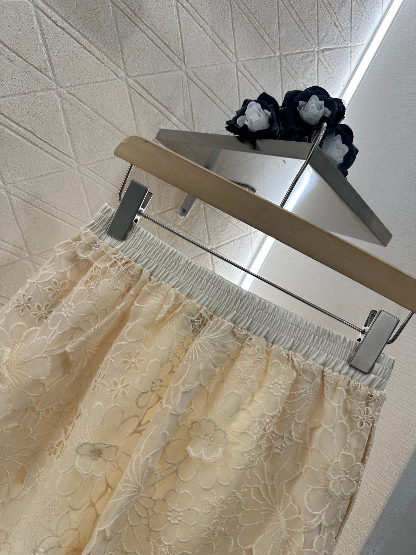 D New arrival Lace shorts