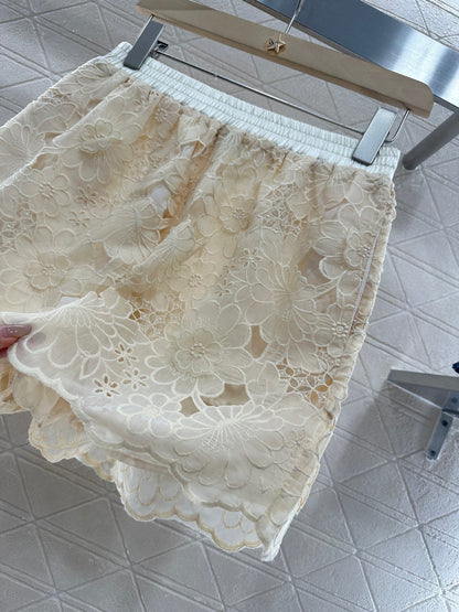 D New arrival Lace shorts