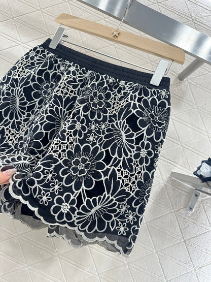 D New arrival Lace shorts