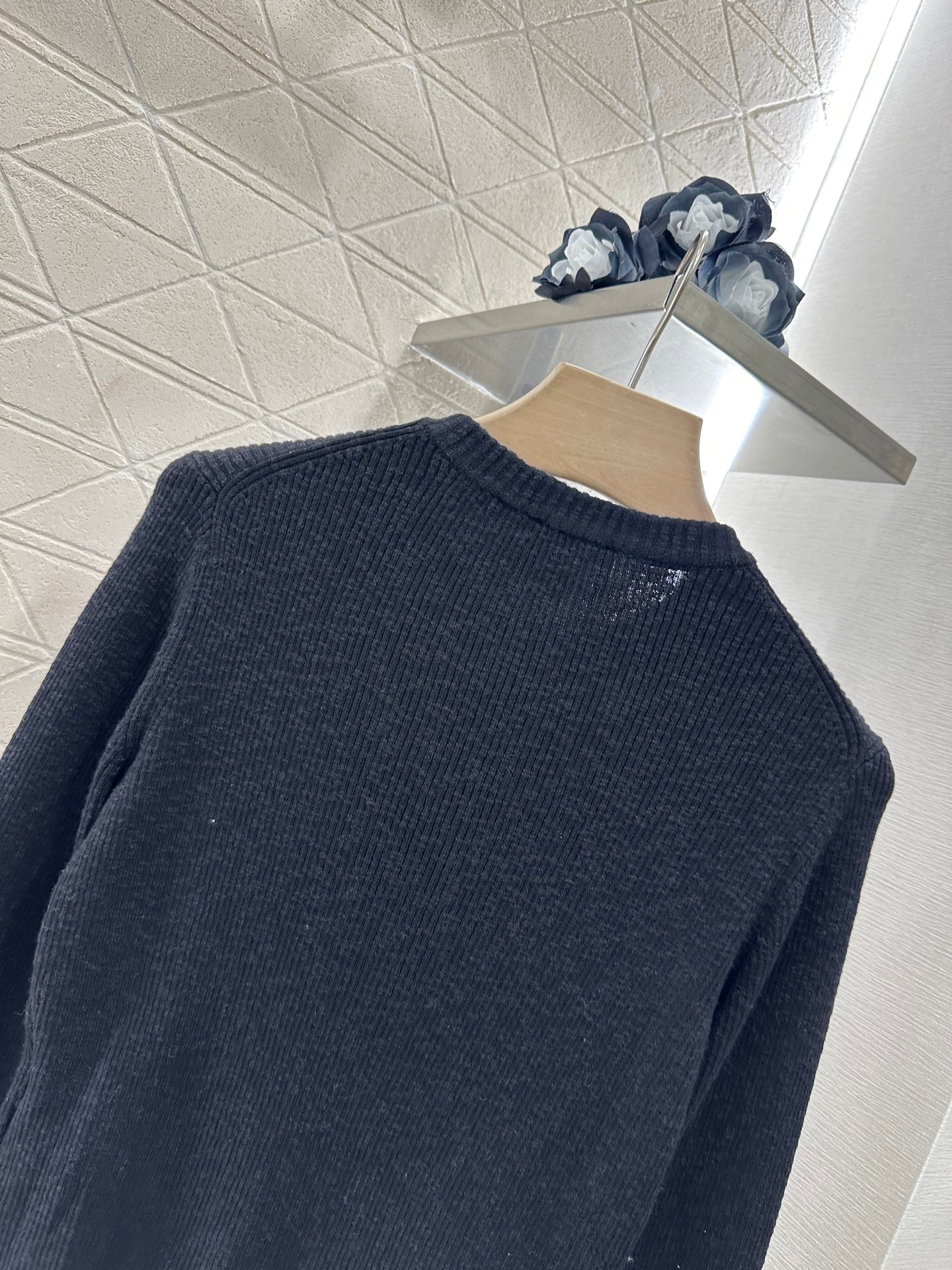 C 2025 new product Knitted long sleeve
