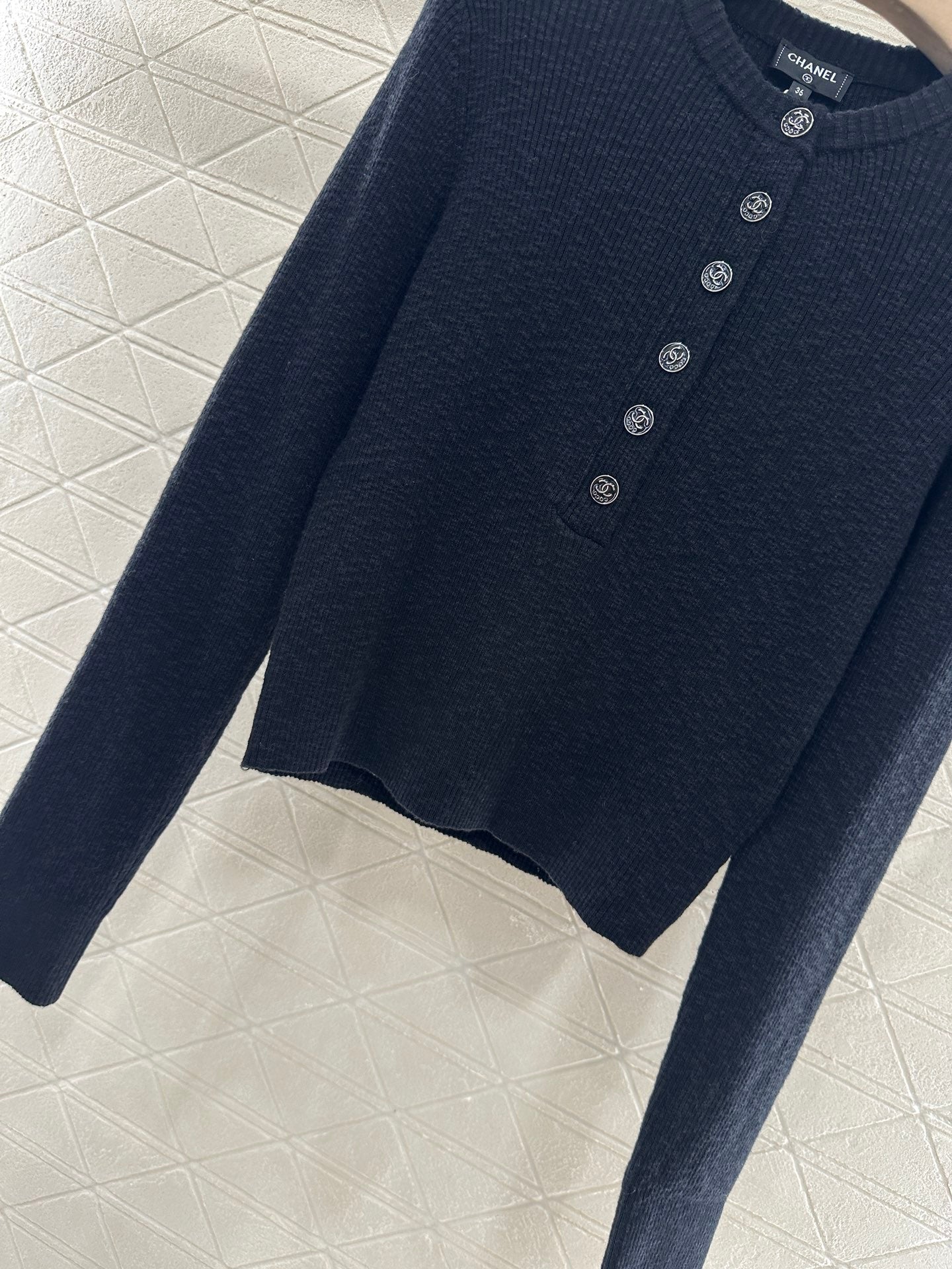 C 2025 new product Knitted long sleeve