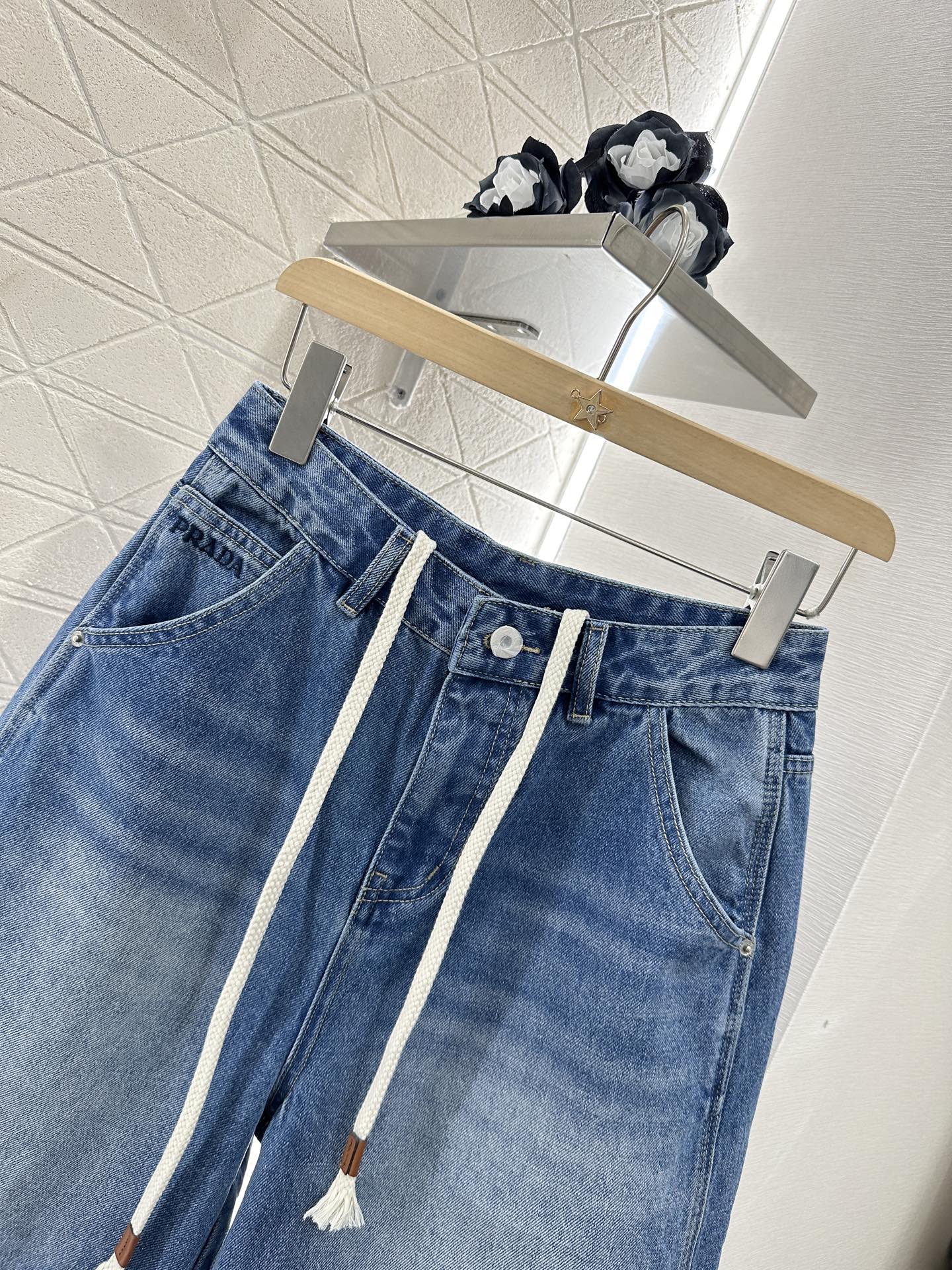 P 2025 new products Denim shorts