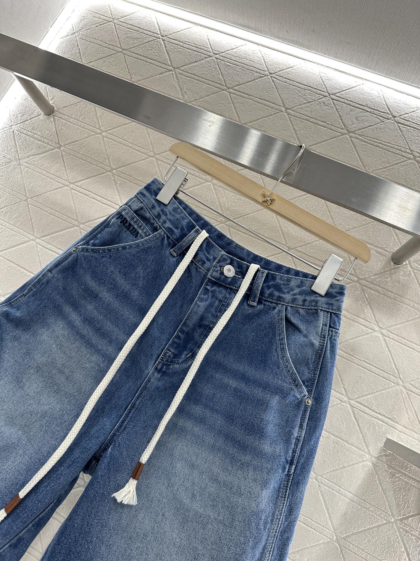 P 2025 new products Denim shorts
