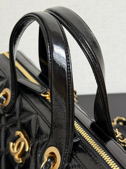 C*2025 new handbags on the catwalk