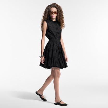 L 25 new products Sleeveless dress