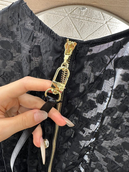 L 25 new products Sleeveless dress