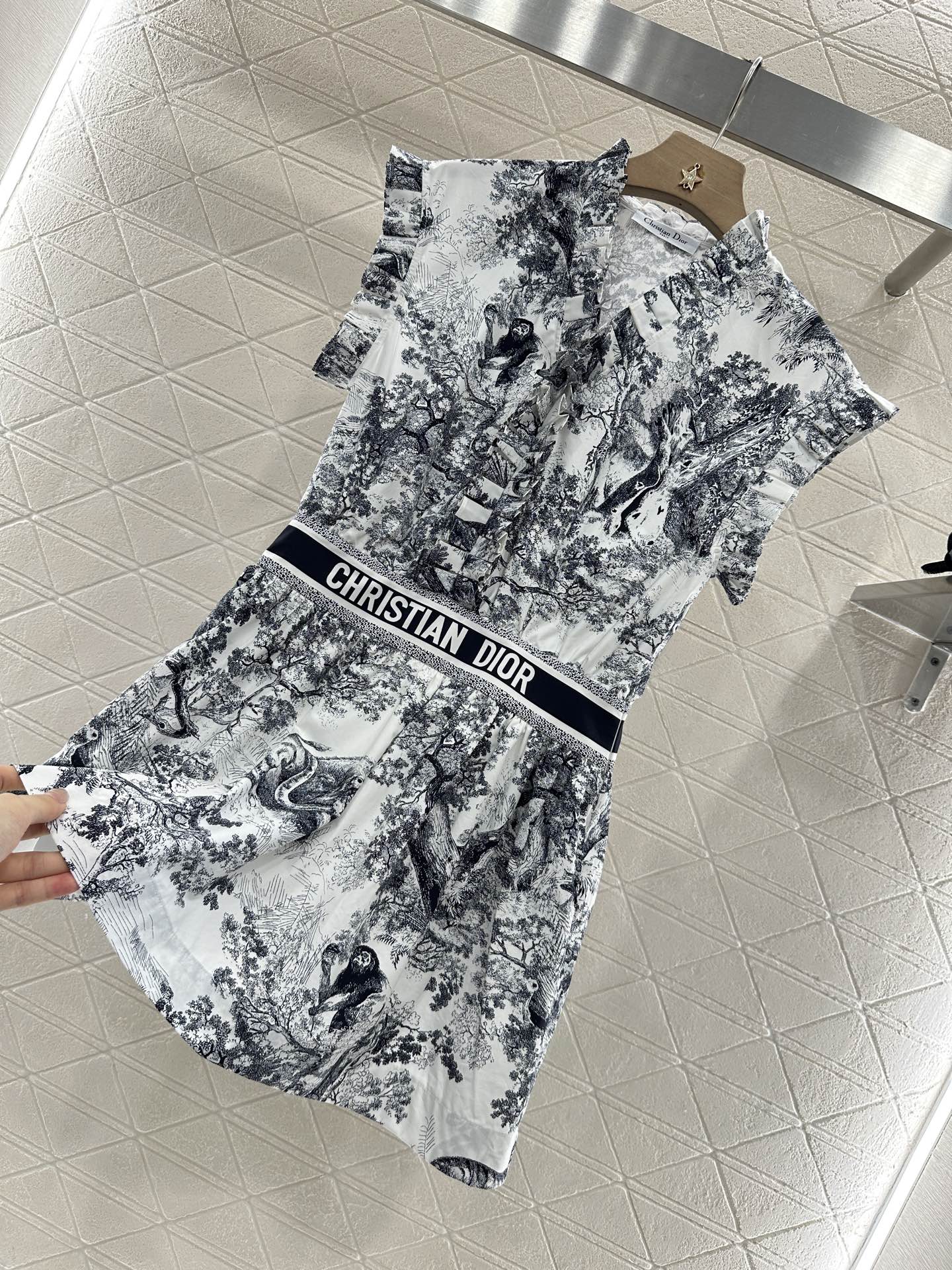 D*♥2025 new product Printed waist dress