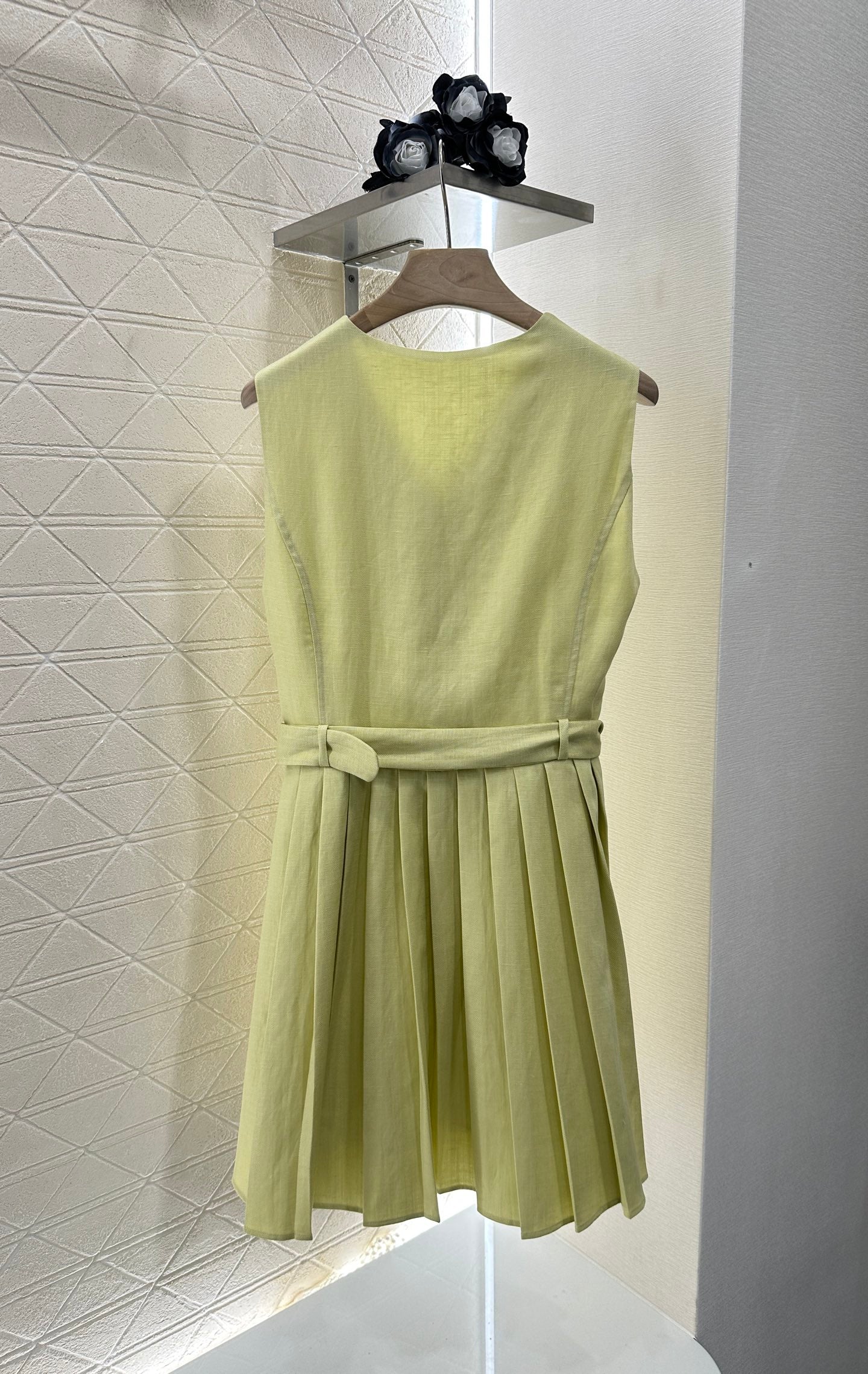 M 25 new product Belt pleated vest dress