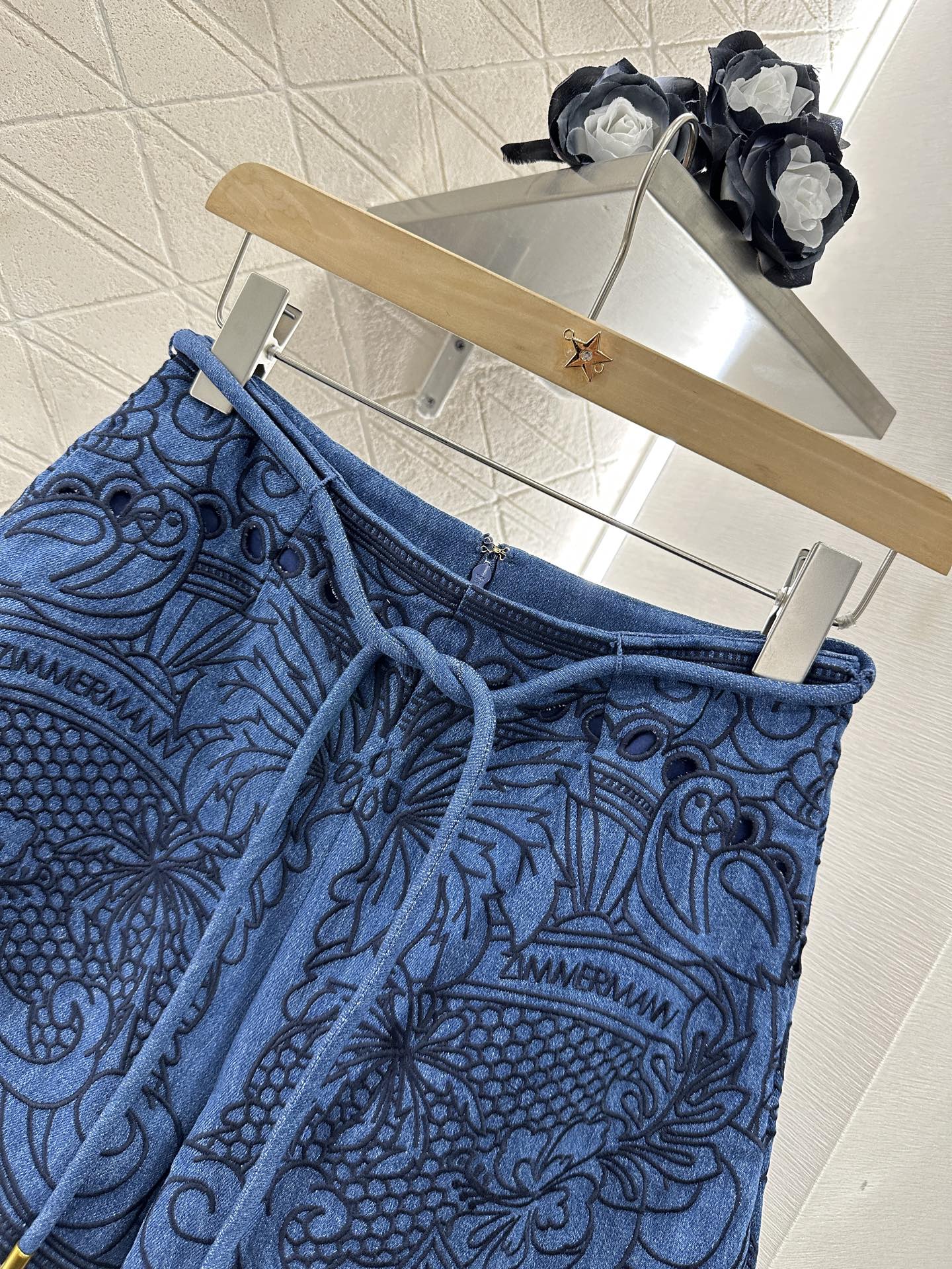 Z*♥New Arrival Embroidered Denim Shirt Shorts Set