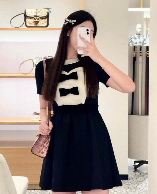 V*♡²⁵Retro palace style bow dress