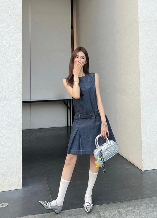 Mi*mi*♡²⁵ New belted denim sleeveless dress