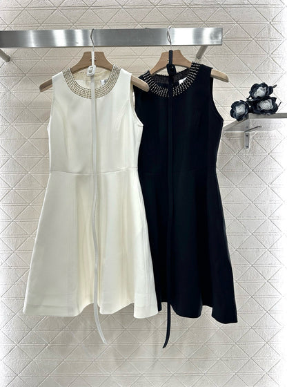 D*♥2025 neue Produkte Perlenbesetztes ärmelloses Kleid） 