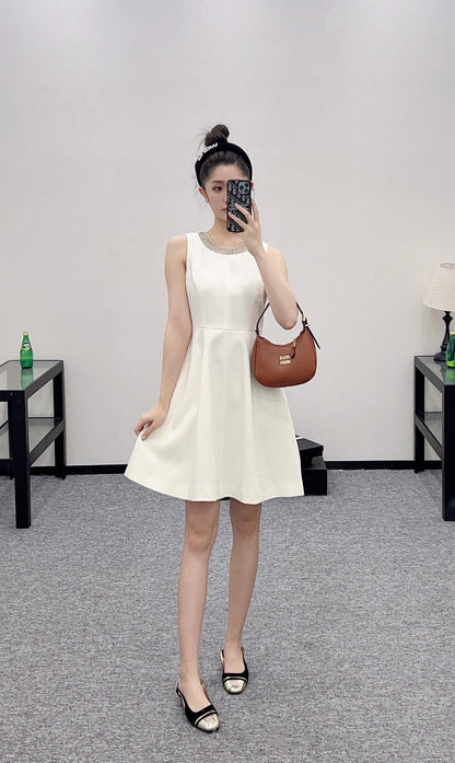 D*♥2025 neue Produkte Perlenbesetztes ärmelloses Kleid） 
