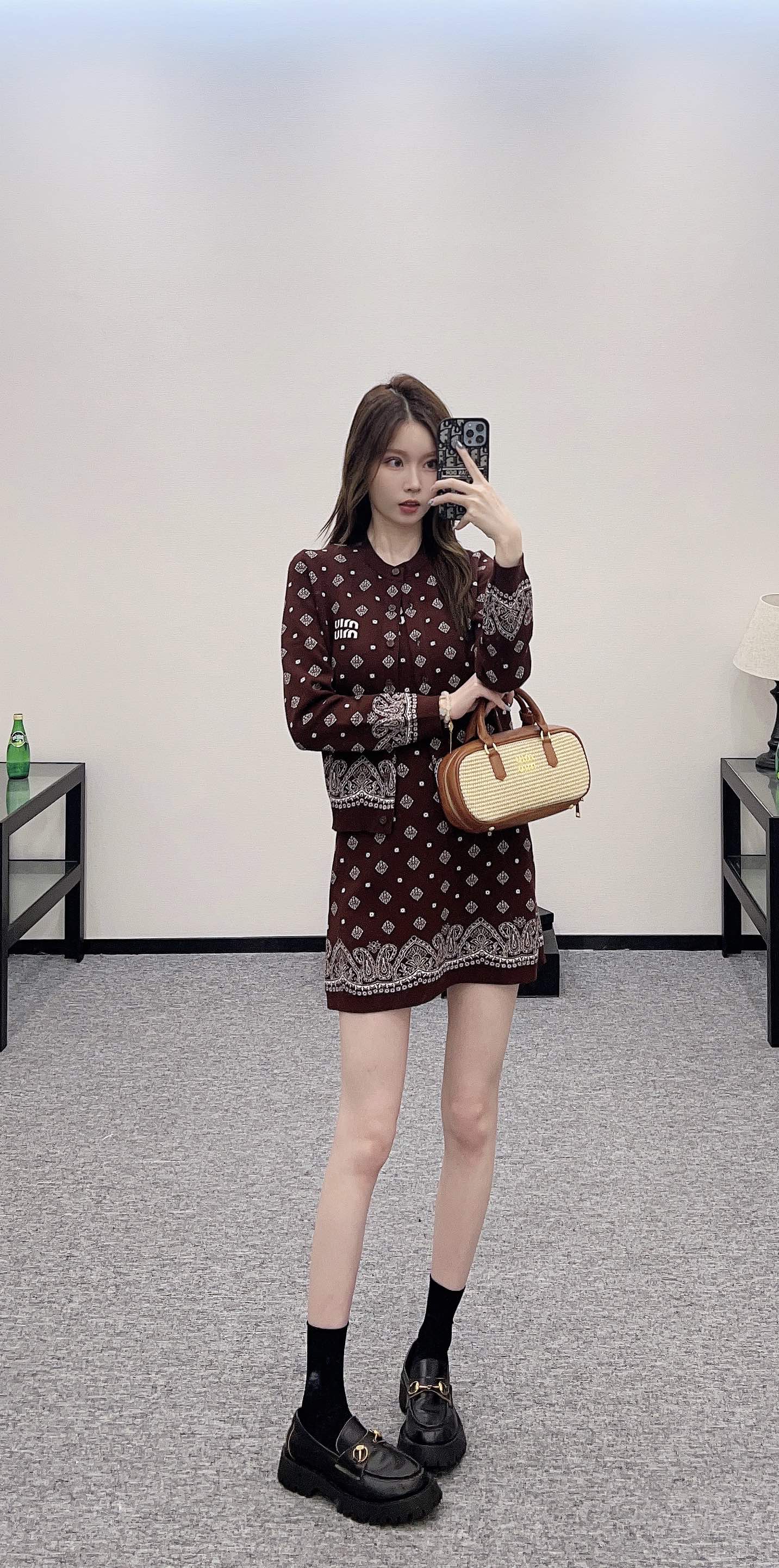 M 2025 new product Knitted long-sleeved cardigan