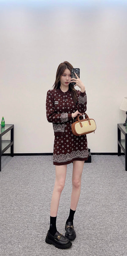 M 2025 new product Knitted long-sleeved cardigan