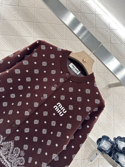 M 2025 new product Knitted long-sleeved cardigan