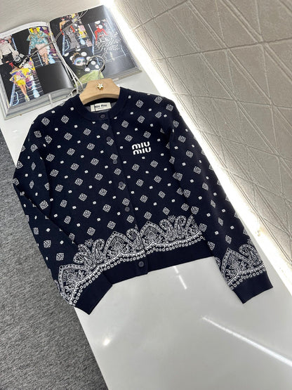 M 2025 new product Knitted long-sleeved cardigan