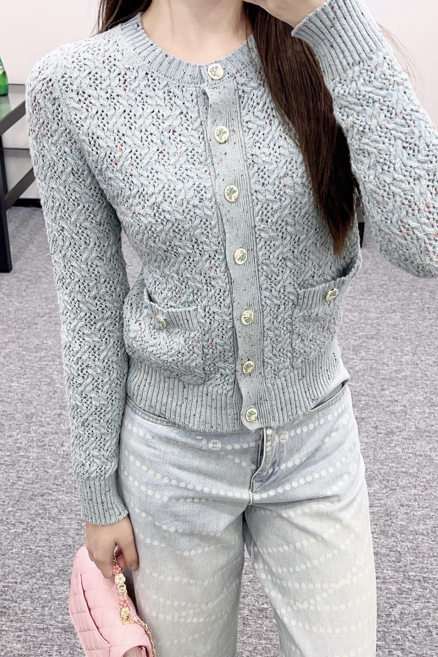 C 2025 new product Openwork knitted cardigan