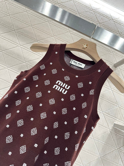 M 2025 new product Knitted vest dress