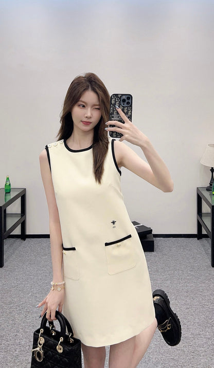 D 2025 new product Shoulder buckle vest dress