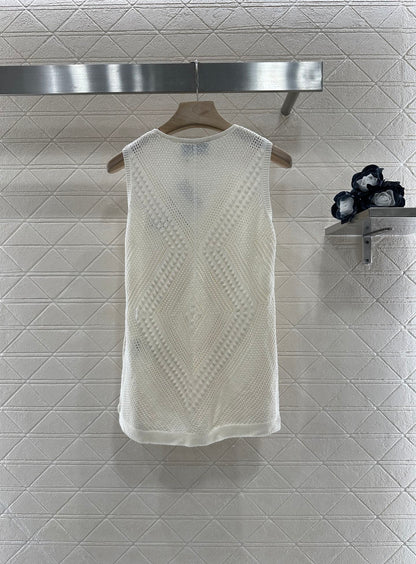 P 2025 new product Hollow knitted vest