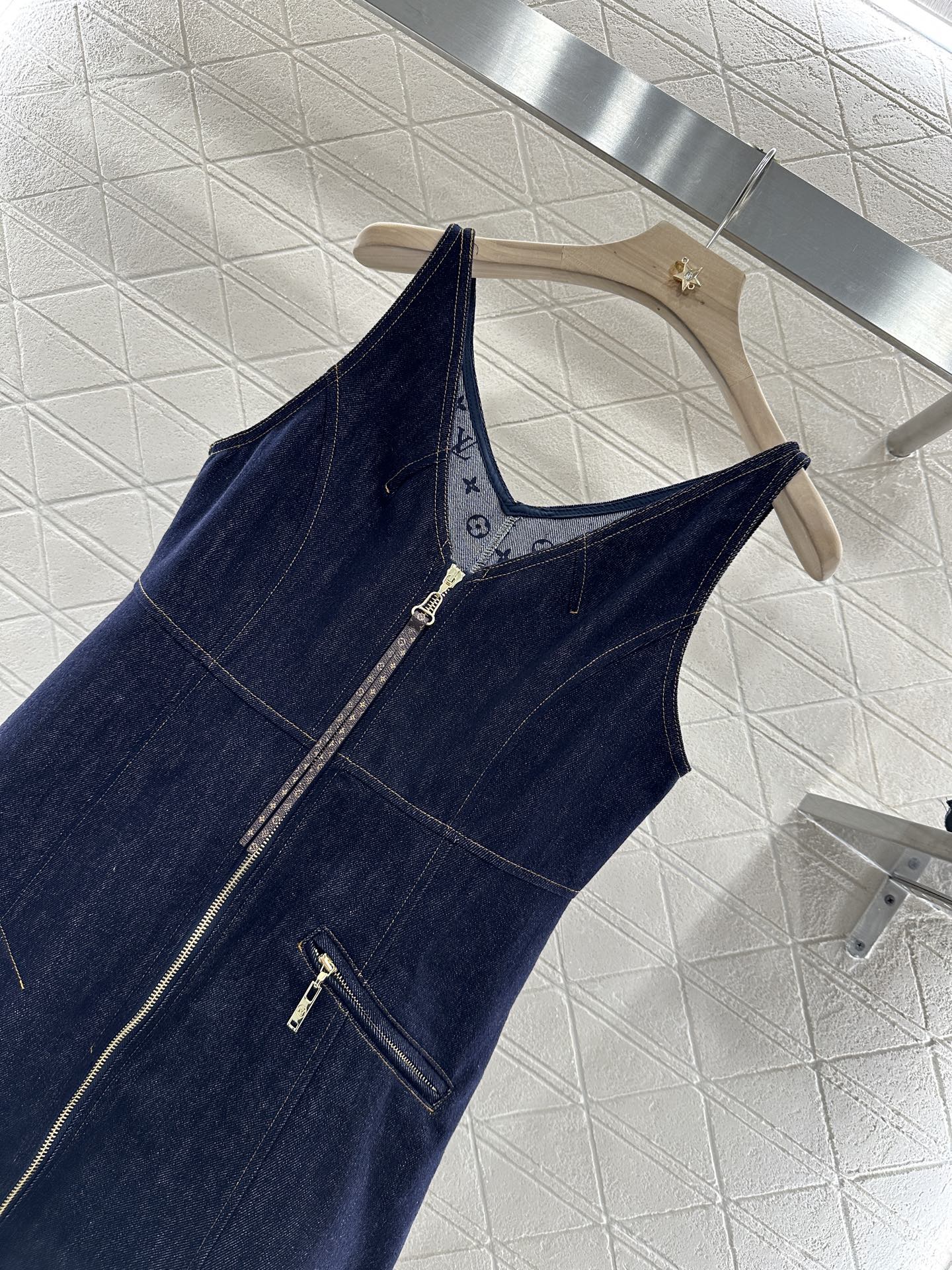L 2025 new products Dress