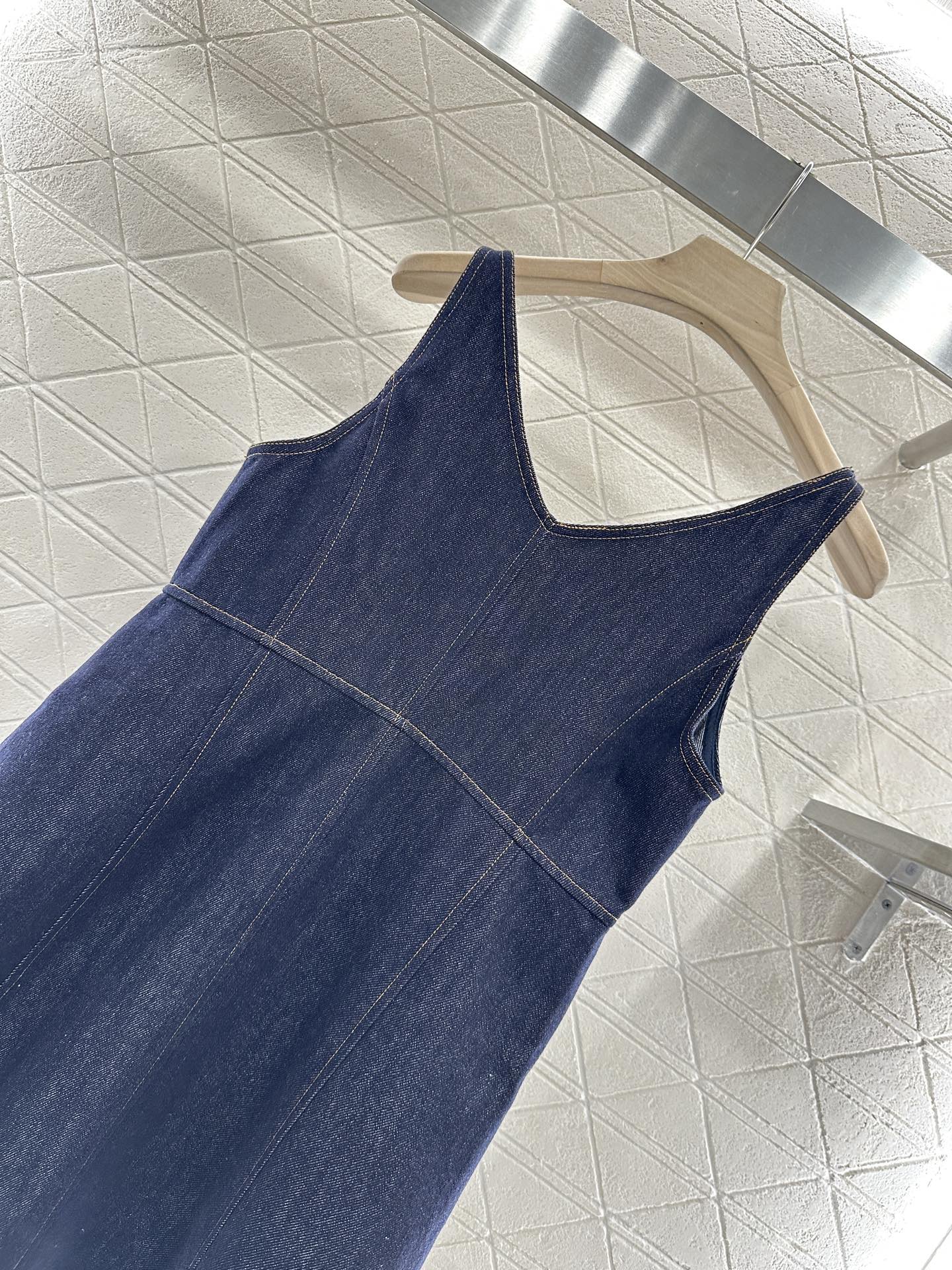 L 2025 new products Dress