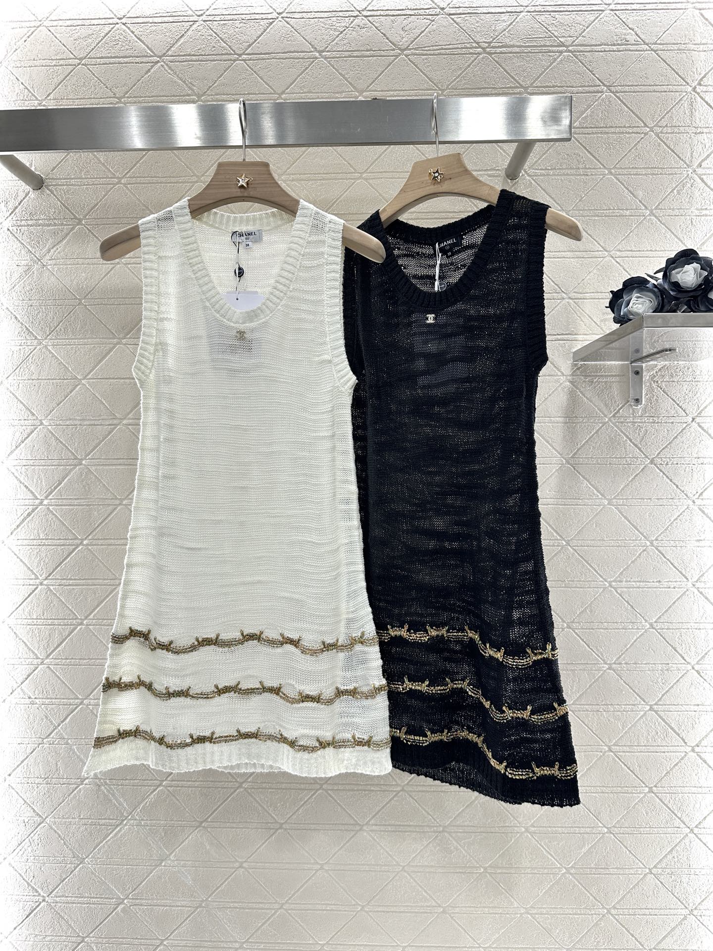 C 2025 neues Produkt Besticktes Strickwestenkleid 