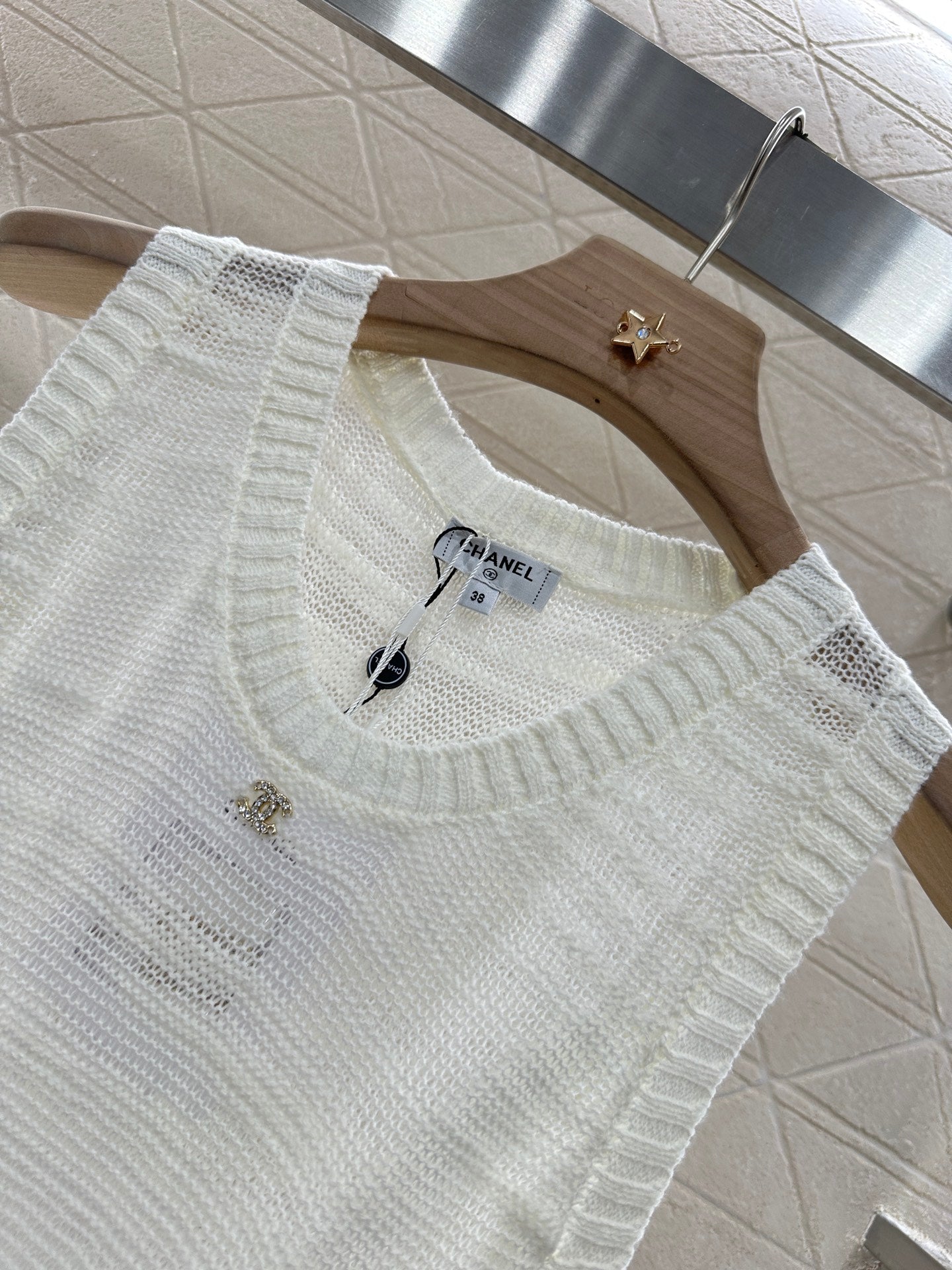 C 2025 neues Produkt Besticktes Strickwestenkleid 