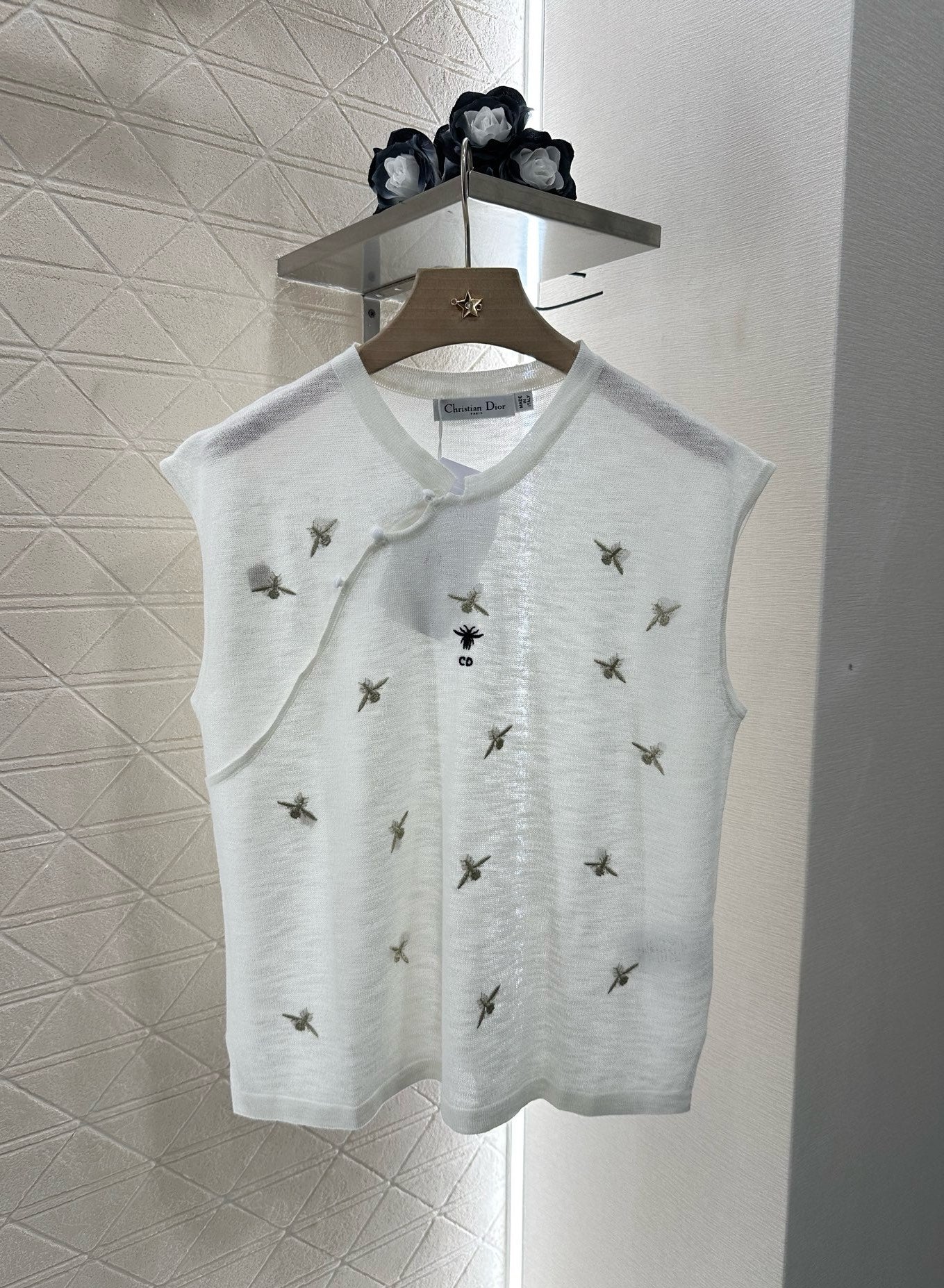 D 2025 new product Embroidered knitted vest