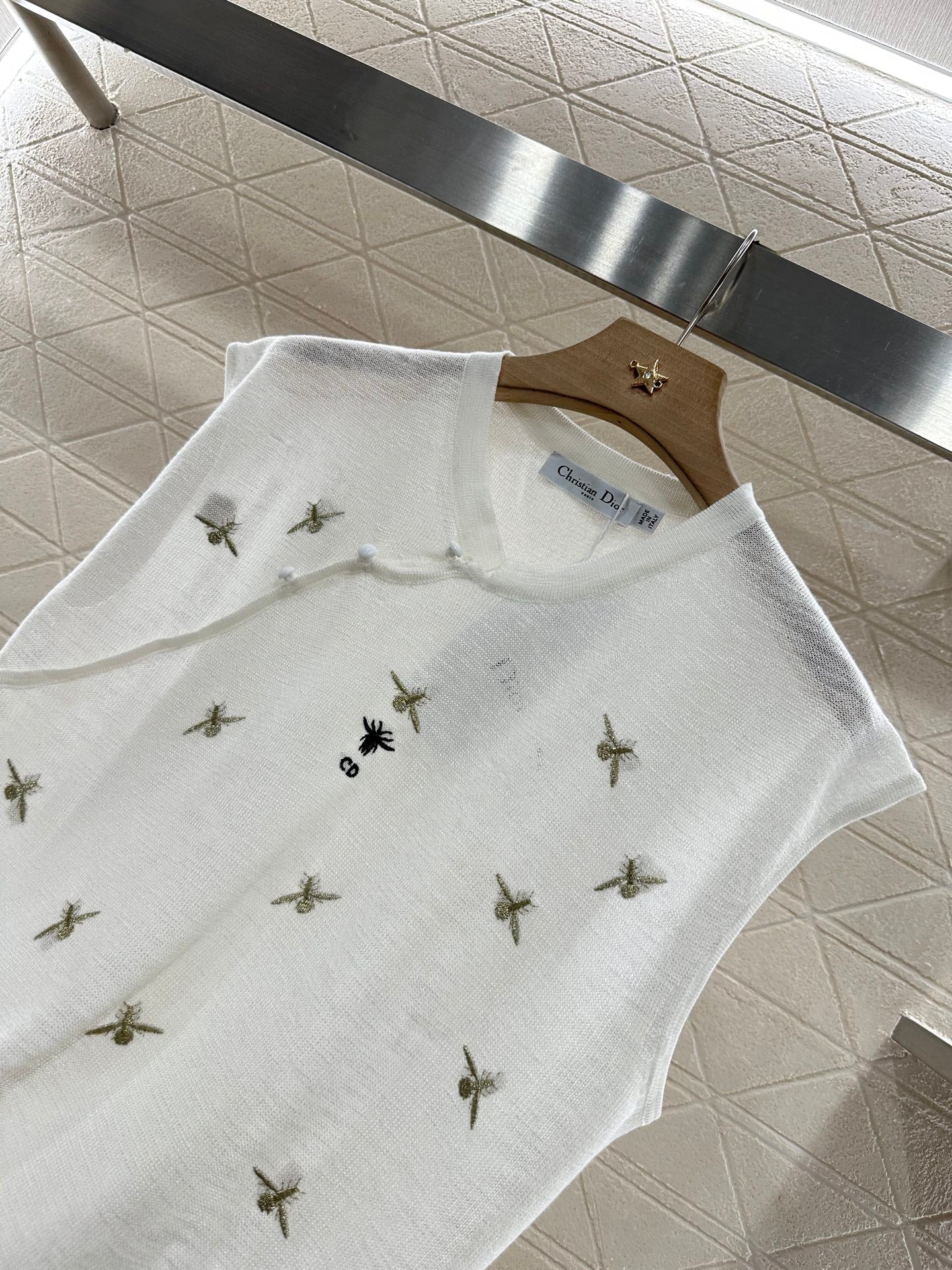 D 2025 new product Embroidered knitted vest