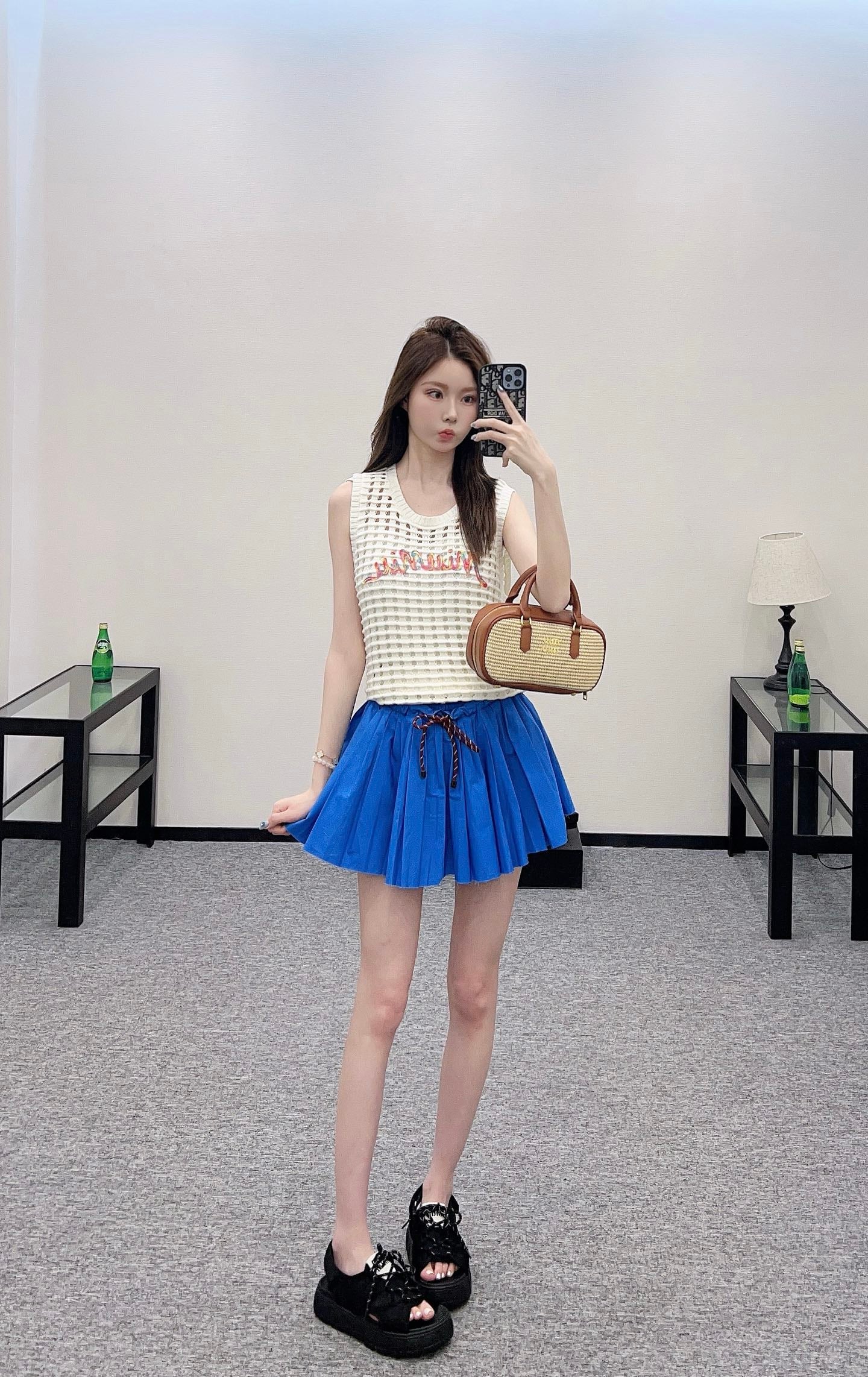 M 2025 new product Hollow knitted vest