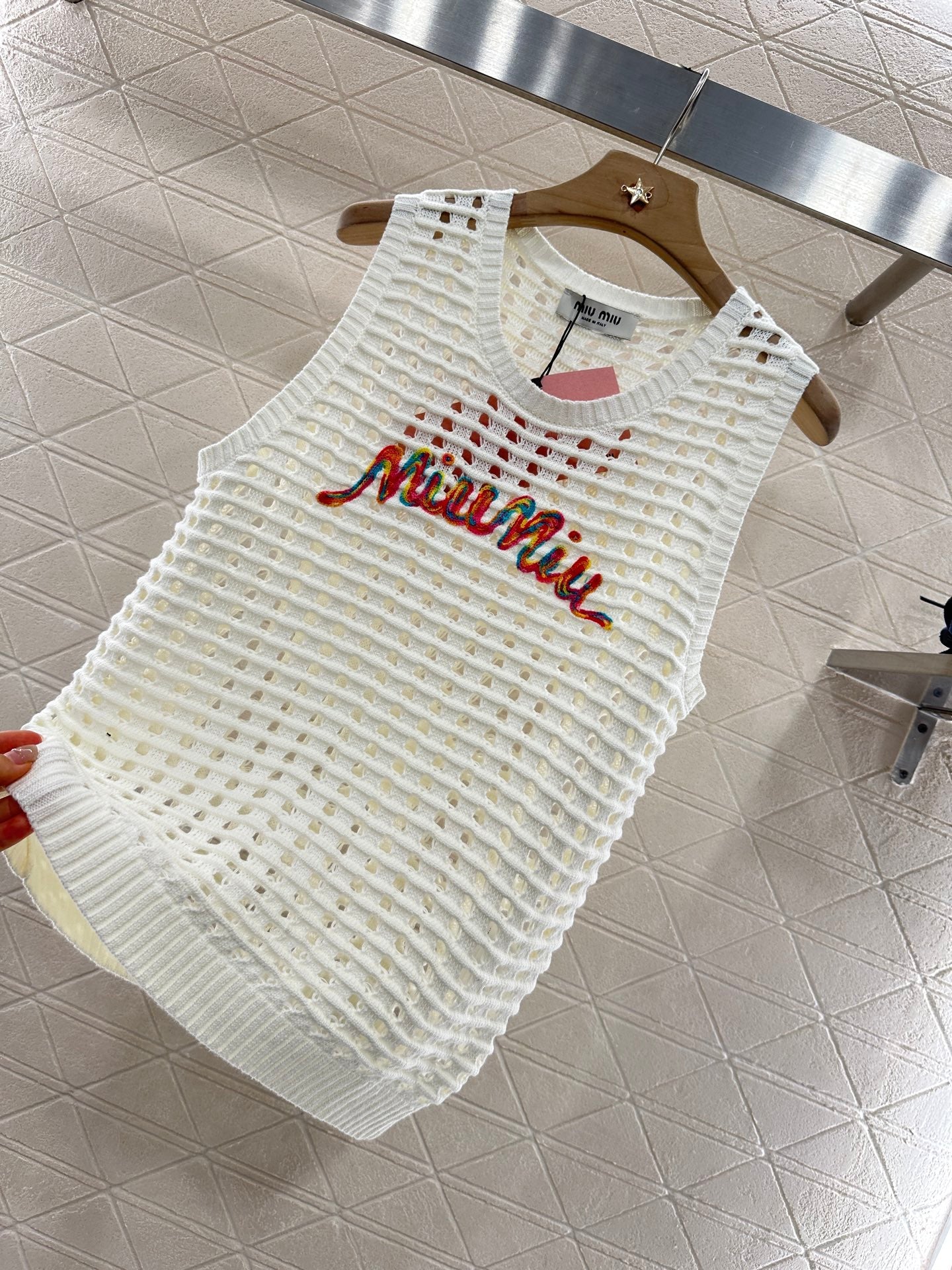 M 2025 new product Hollow knitted vest