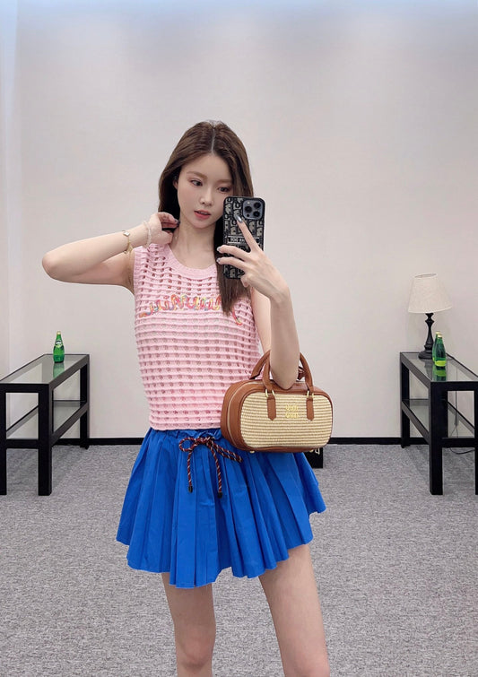 M 2025 new product Hollow knitted vest
