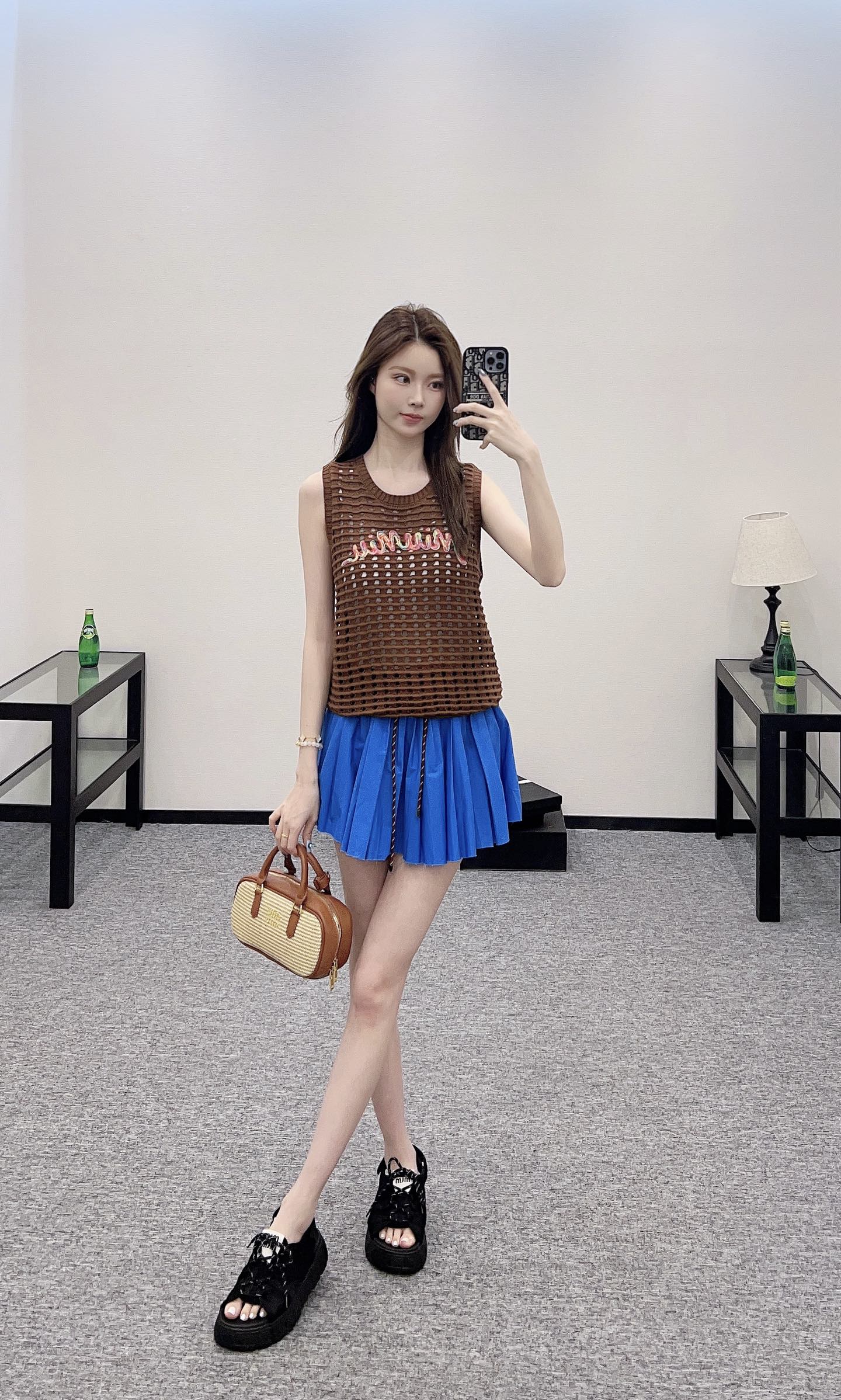 M 2025 new product Hollow knitted vest