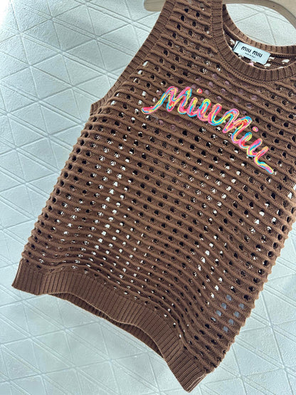 M 2025 new product Hollow knitted vest