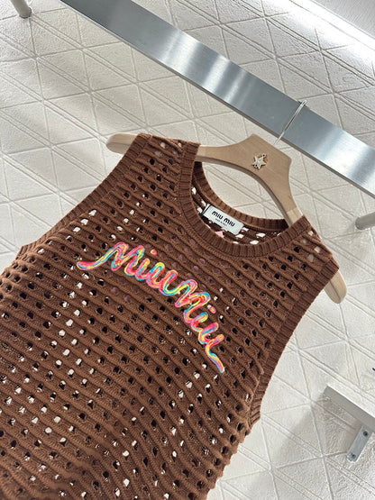 M 2025 new product Hollow knitted vest