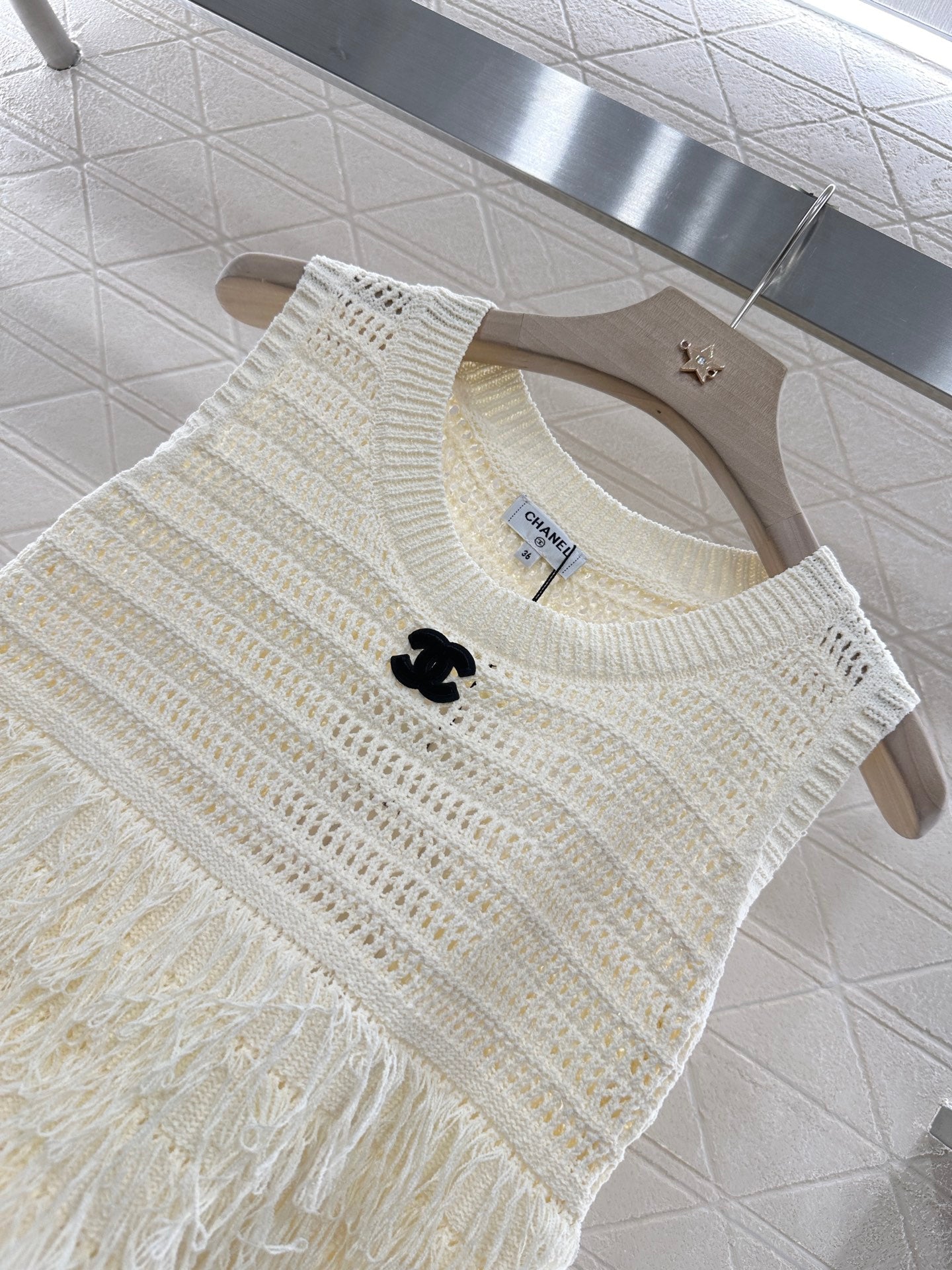 C 2025 new product Tassel knitted vest