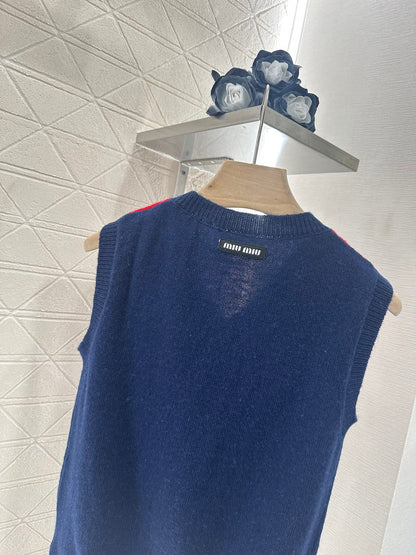 M 2025 new product Knitted vest