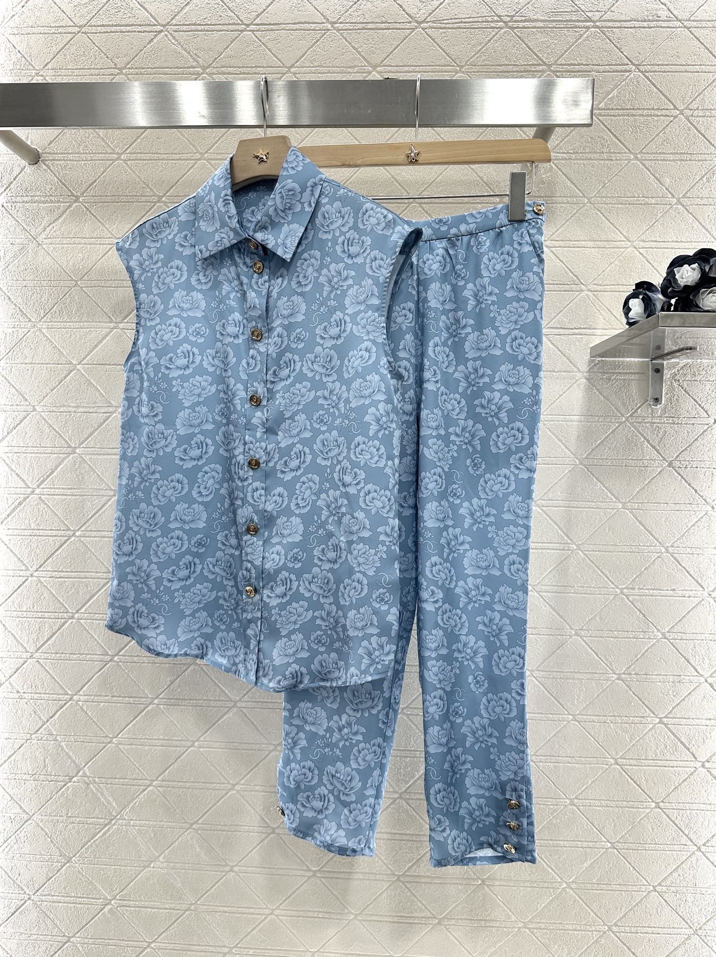 C 2025 new product Cropped pants suit