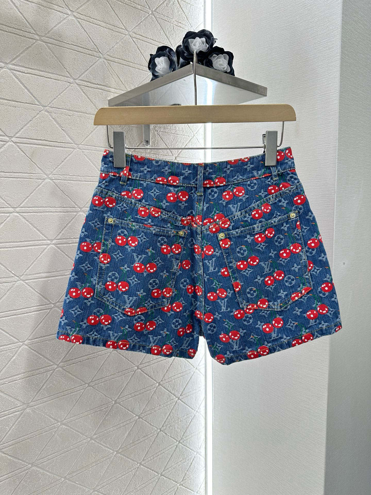 L 2025 new products Shorts and jacket set