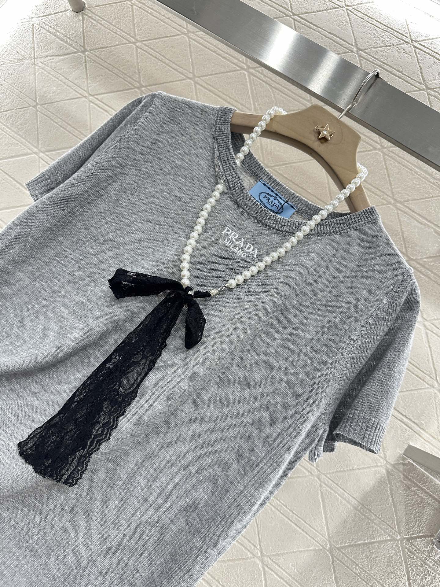 P 2025 neues Produkt Spitzengestrickte kurze Ärmel 