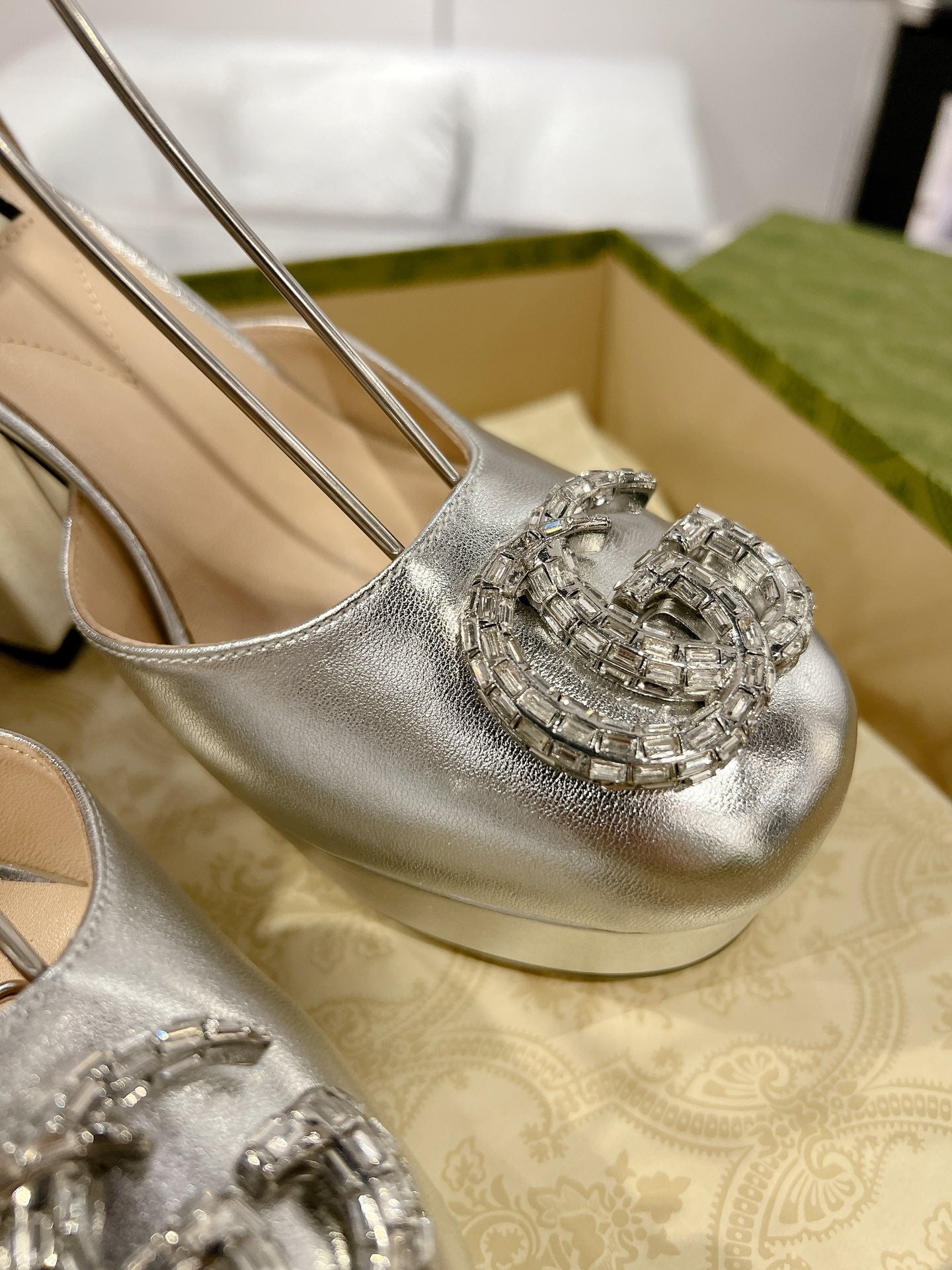 G New high heels with crystal diamond double G buckle